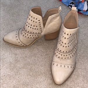 Ankle Bootie wedges